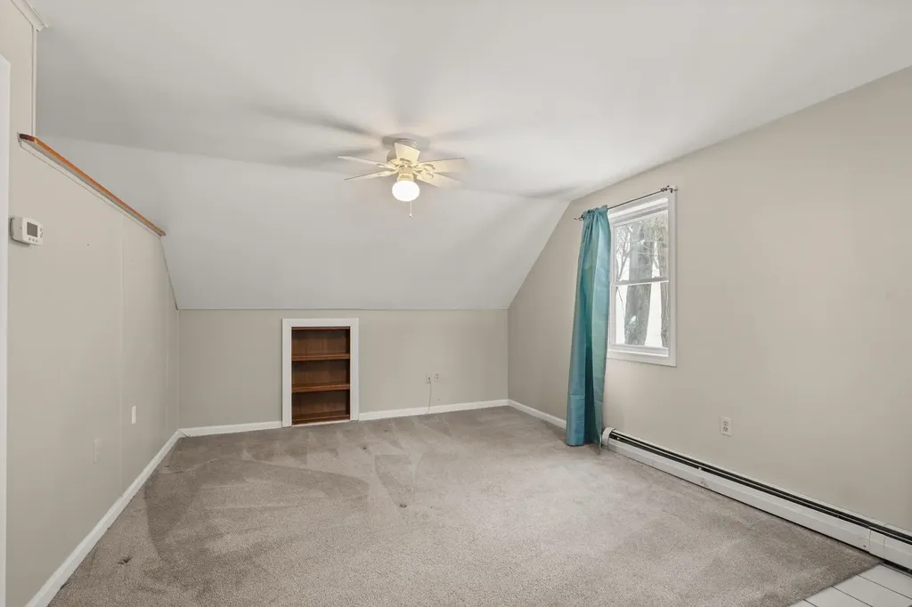 4 Bellflower Circle Concord NH 03303