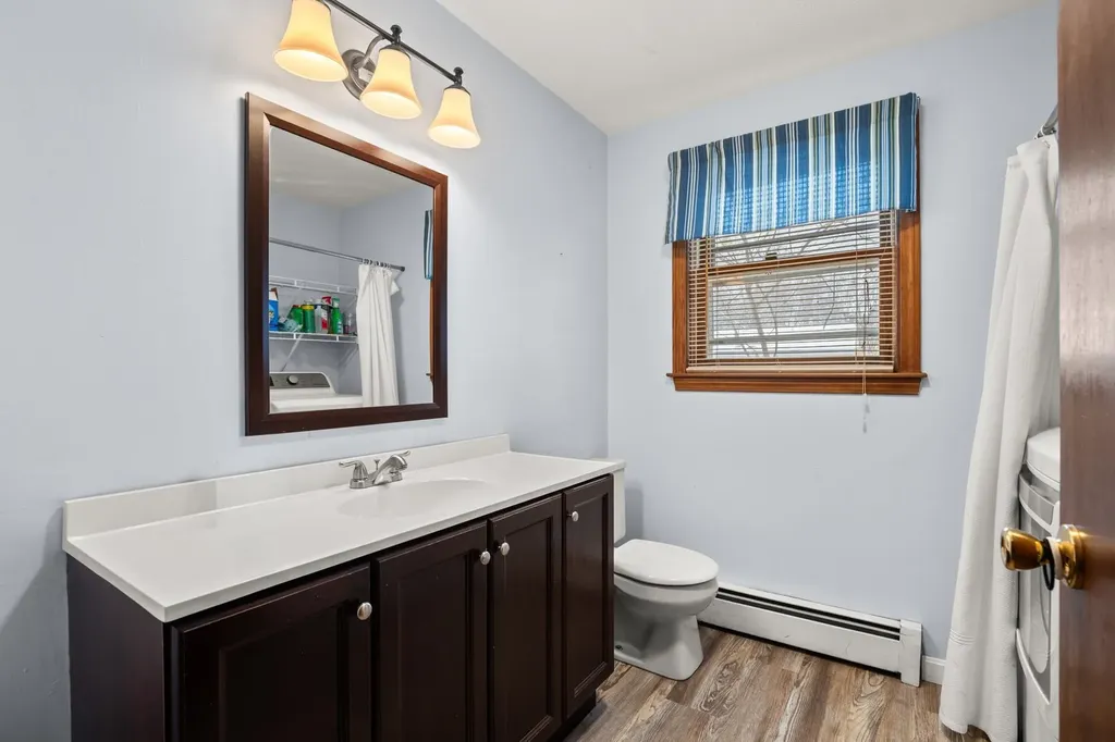 4 Bellflower Circle Concord NH 03303