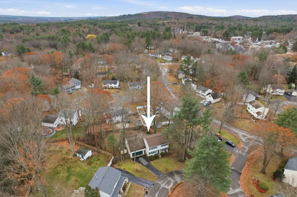 4 Bellflower Circle Concord NH 03303