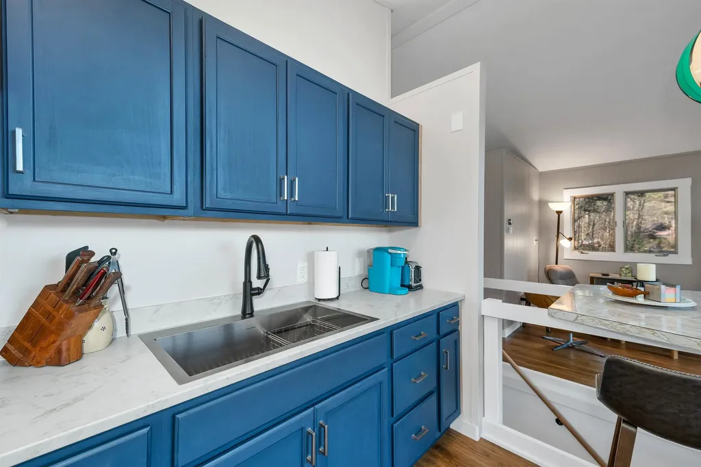 69 Grandview Drive Woodstock NH 03293