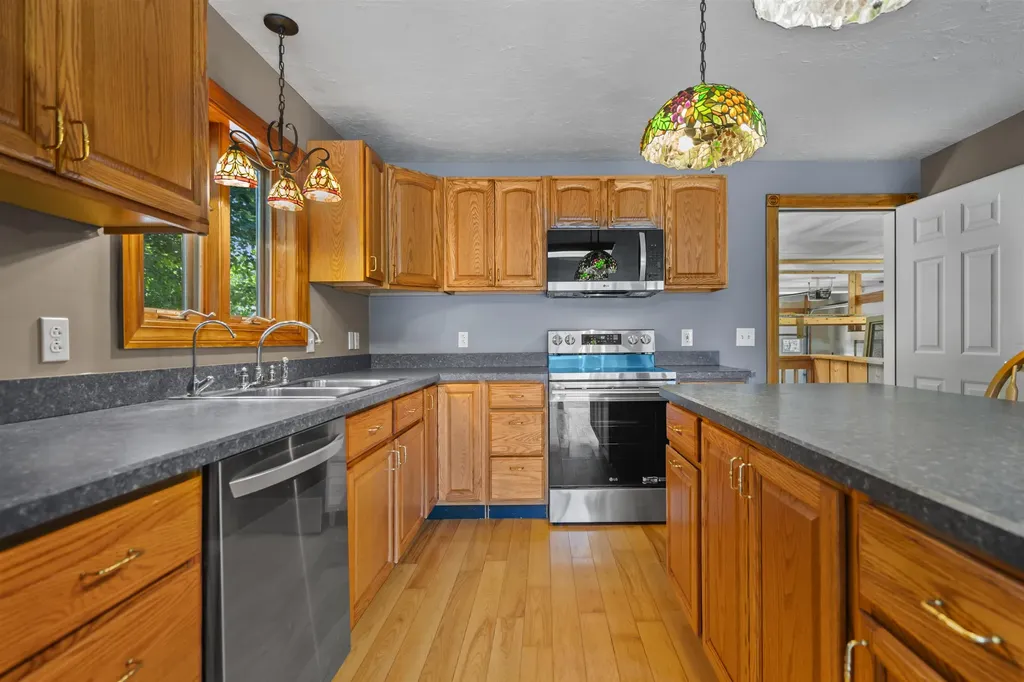 164 Gardners Grove Belmont NH 03220