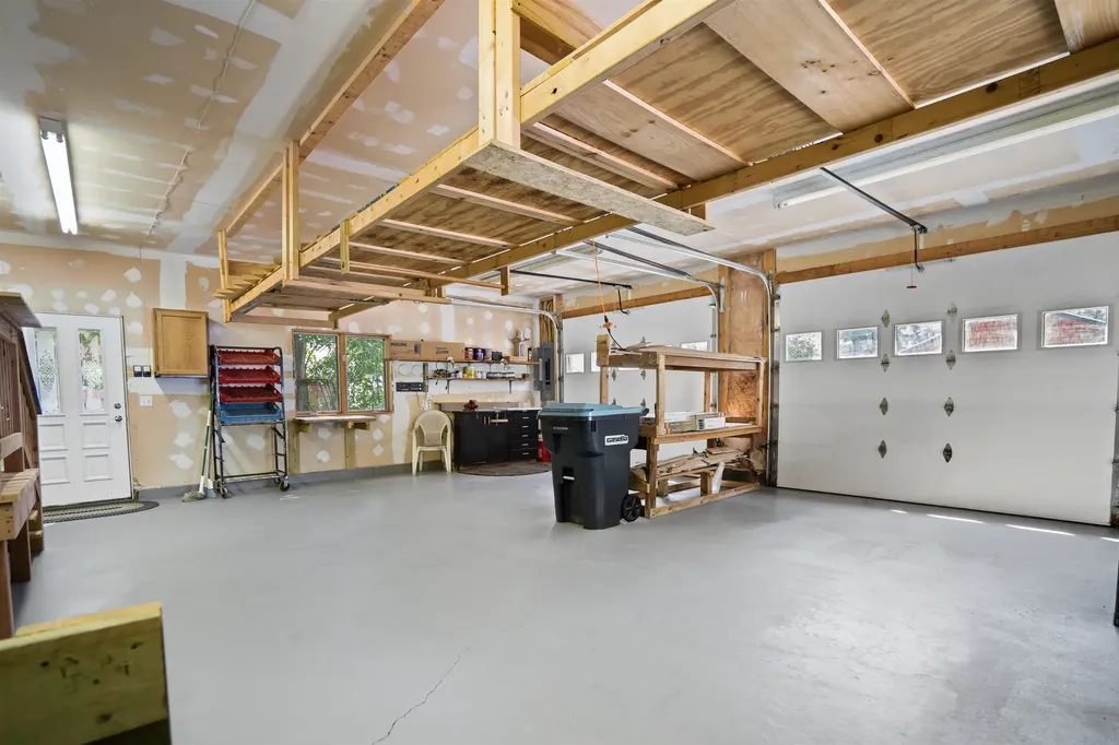 164 Gardners Grove Belmont NH 03220