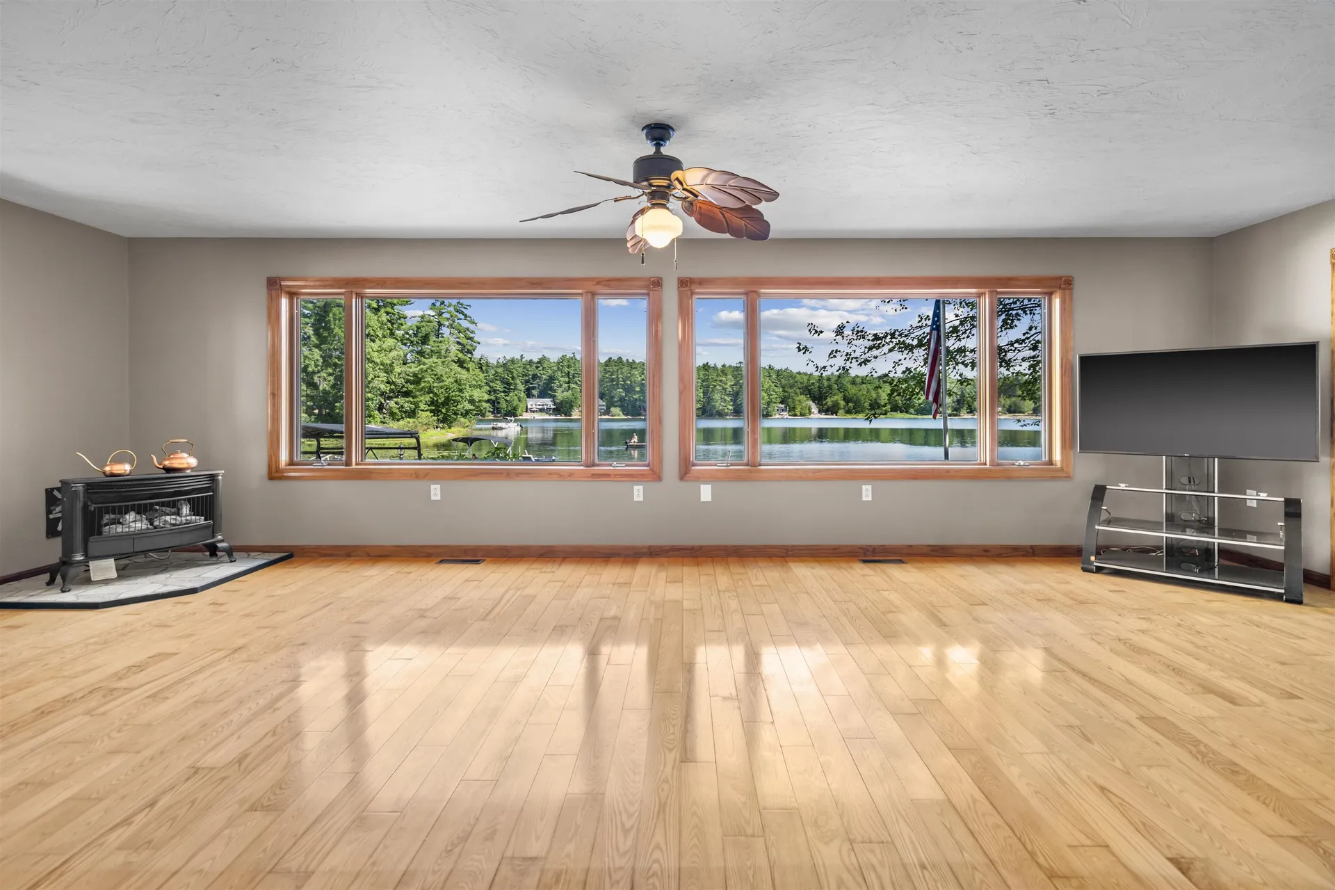 164 Gardners Grove Belmont NH 03220