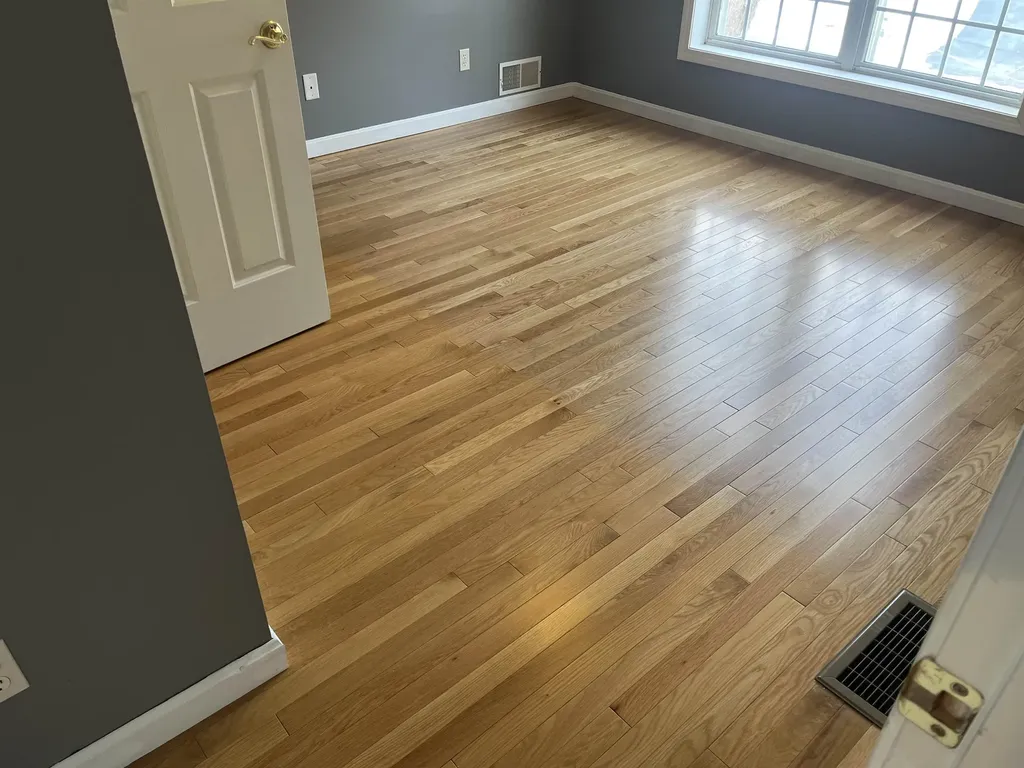 10 Checkerberry Lane Londonderry NH 03053