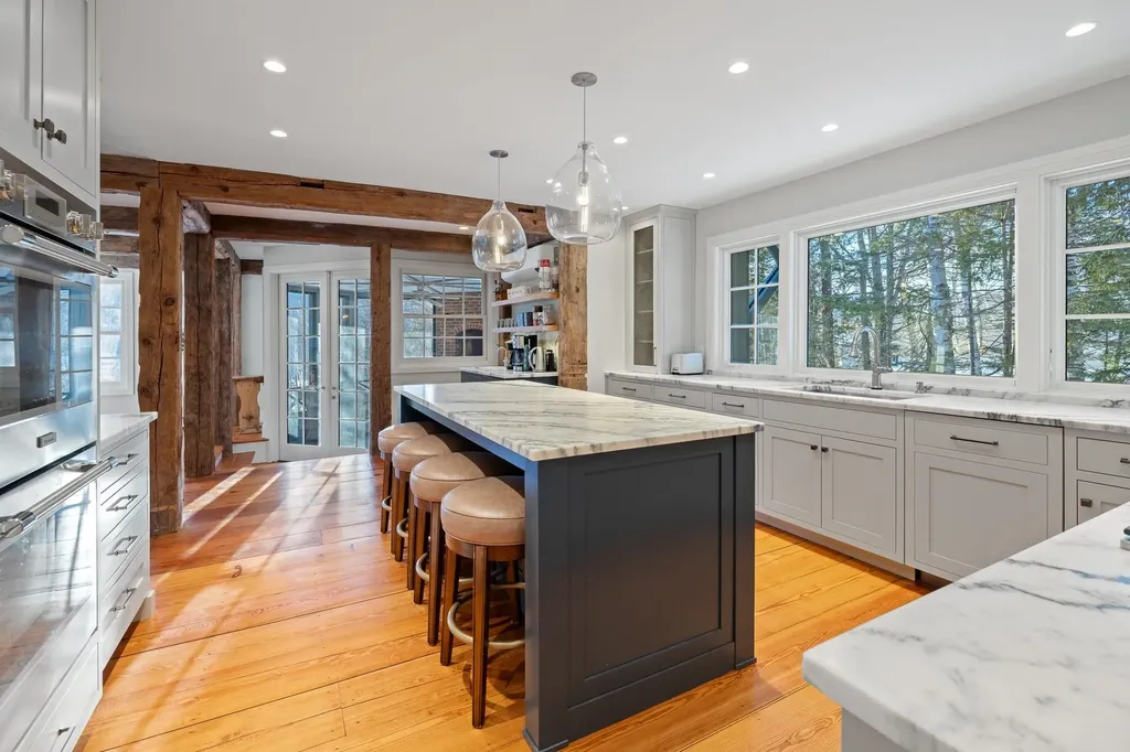 67 High Meadow Road Winhall VT 05340