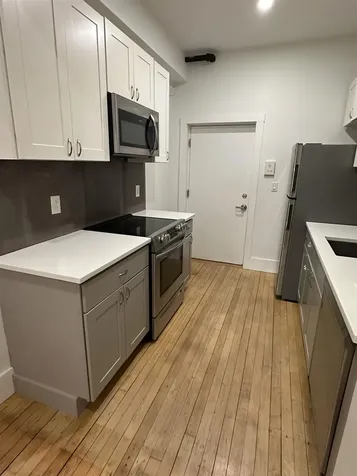 4 Elliot Street Brattleboro VT 05301