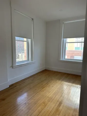 4 Elliot Street Brattleboro VT 05301