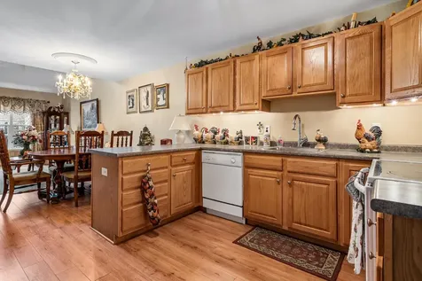 75 Brookview Road Windham NH 03087