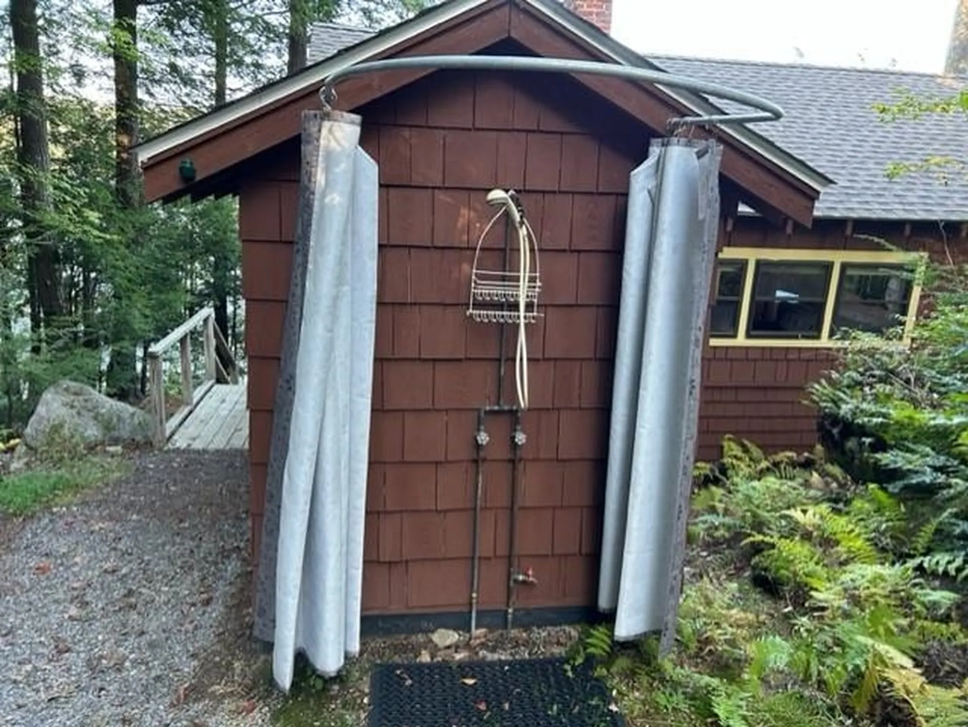 792 Bunker Road New London NH 03257