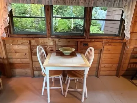 792 Bunker Road New London NH 03257