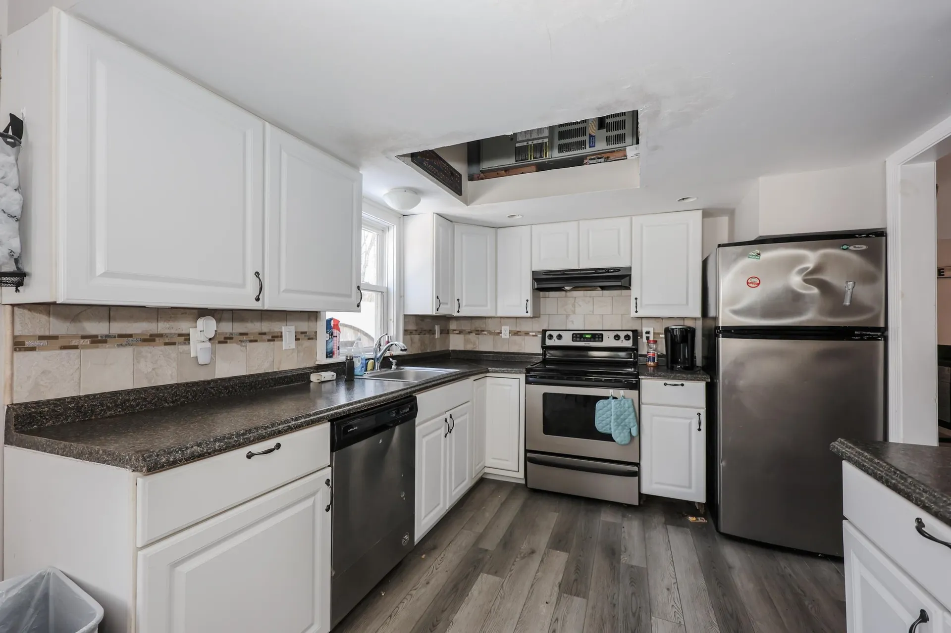 12 Roosevelt Lane Laconia NH 03246