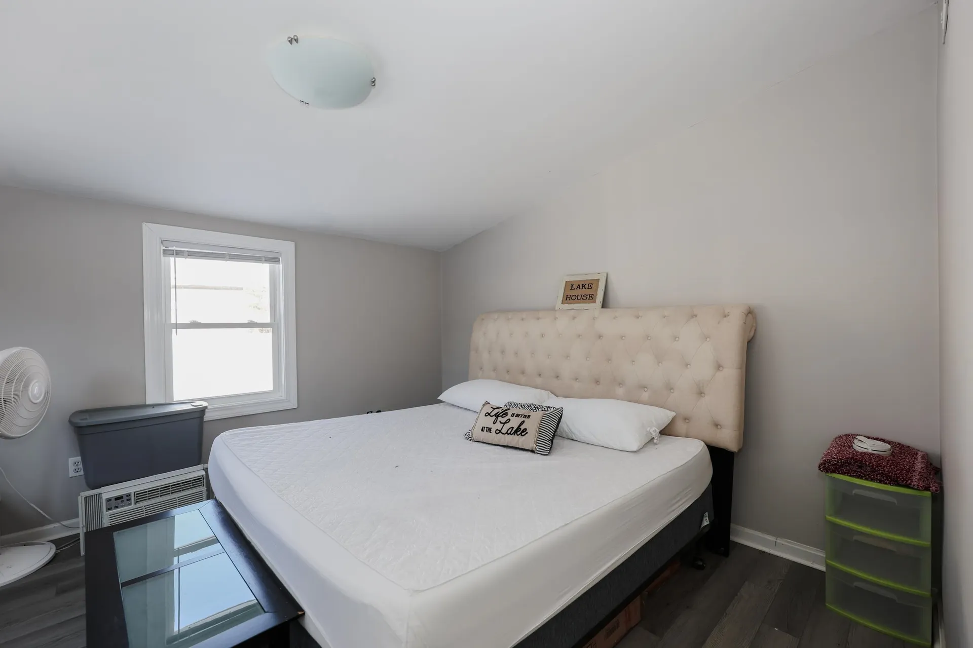 12 Roosevelt Lane Laconia NH 03246