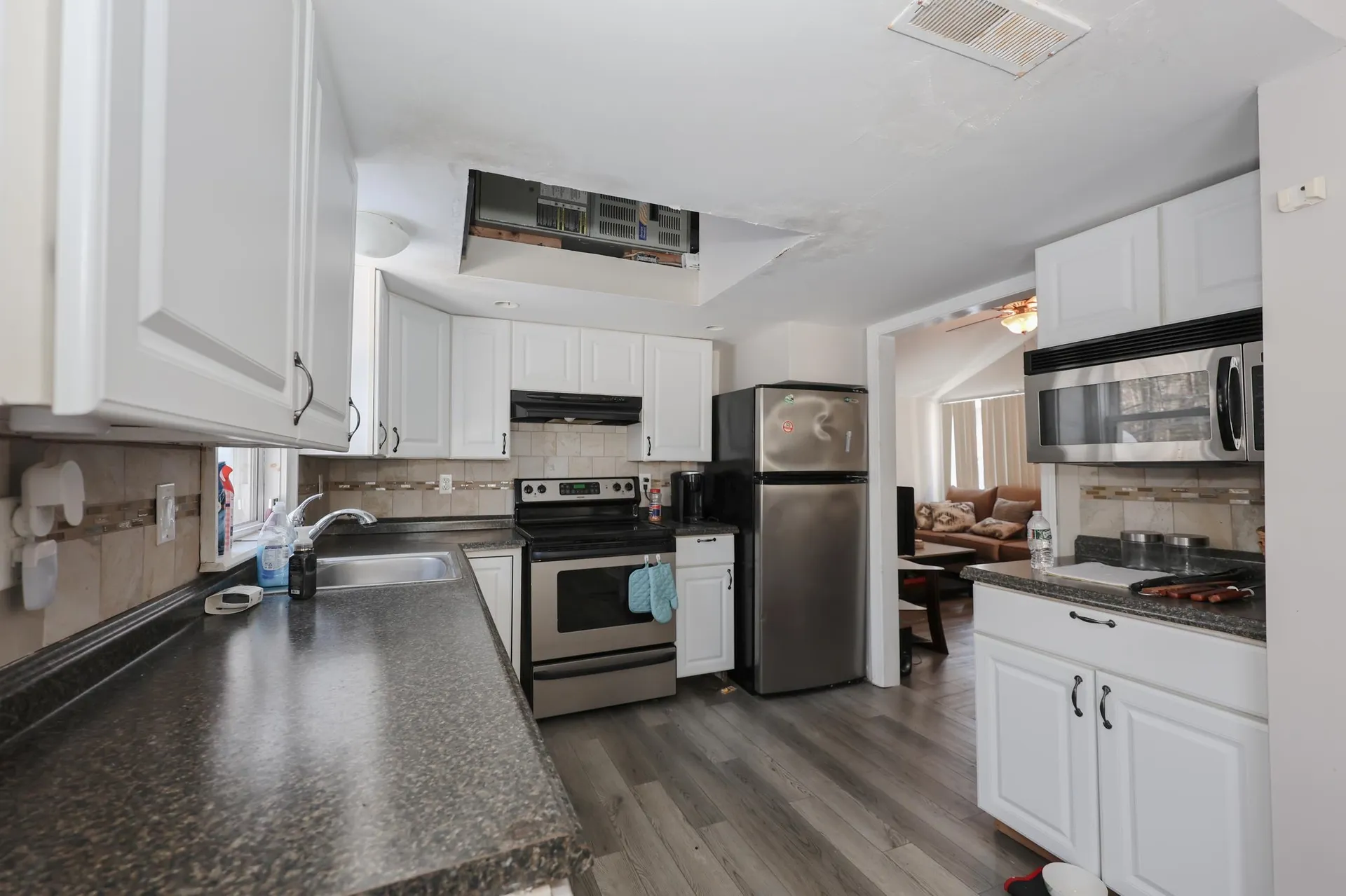 12 Roosevelt Lane Laconia NH 03246