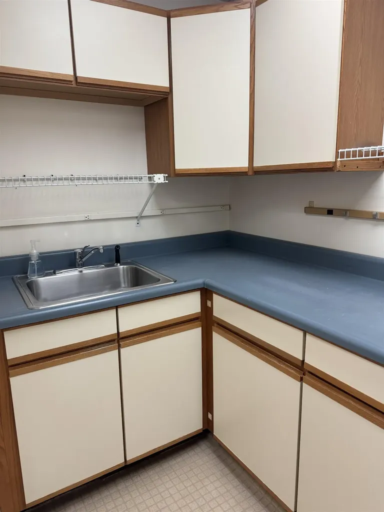 6 Roberts Avenue Rutland City VT 05701