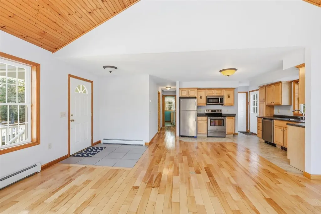 59 Thompson Road Keene NH 03431