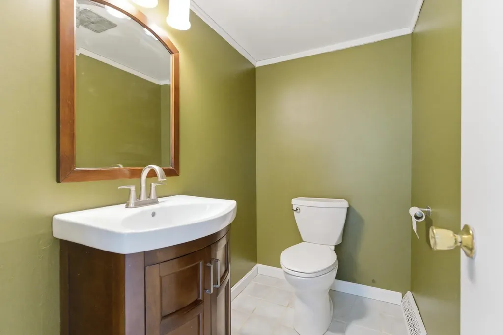 25 Kern Drive Nashua NH 03060