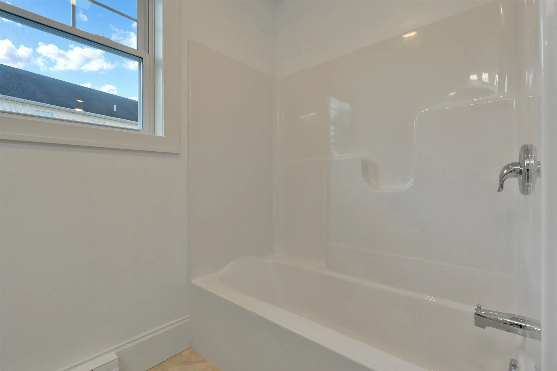 4 Cape Coral Way Rochester NH 03867