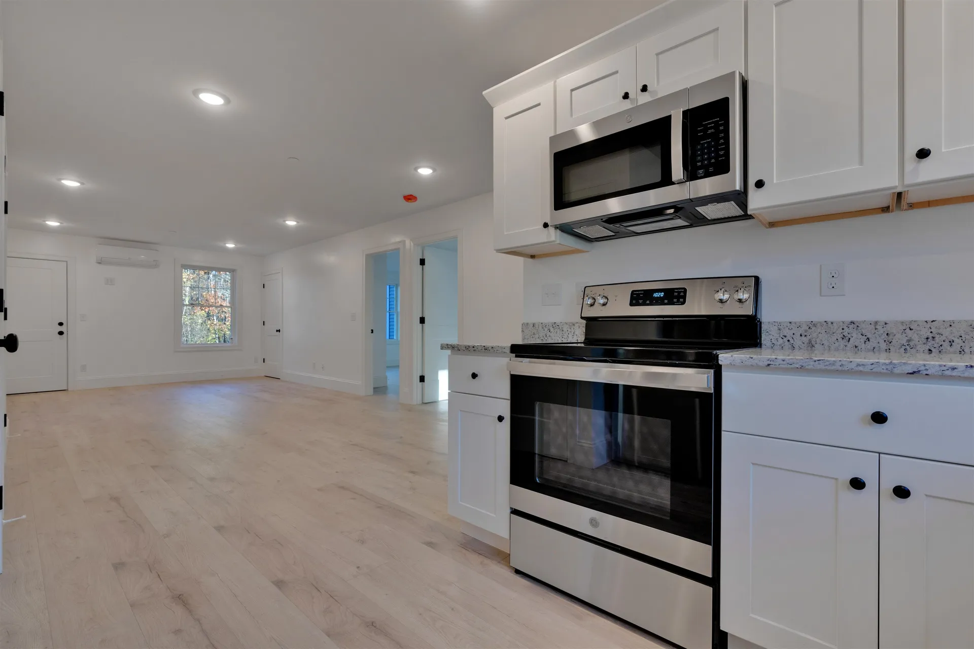 4 Cape Coral Way Rochester NH 03867