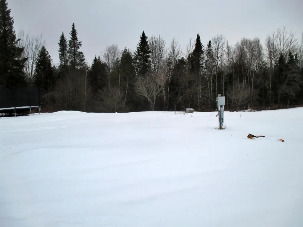 1308 Number 12 Road Newport Town VT 05857