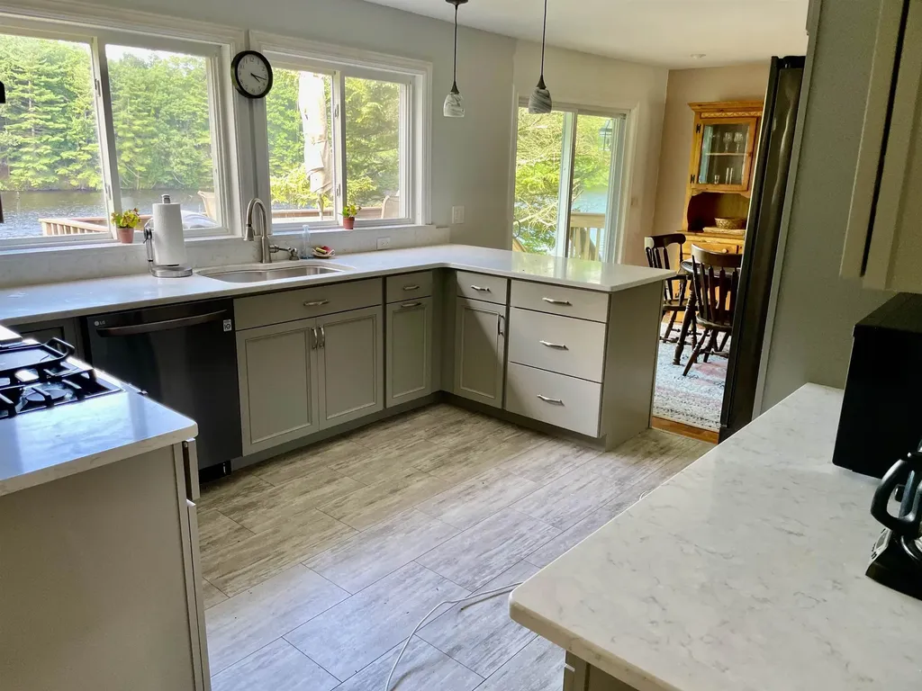 13 Ferry Road Bow NH 03304