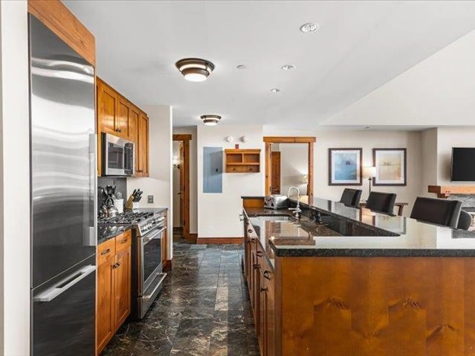 7412 Mountain Road Stowe VT 05672