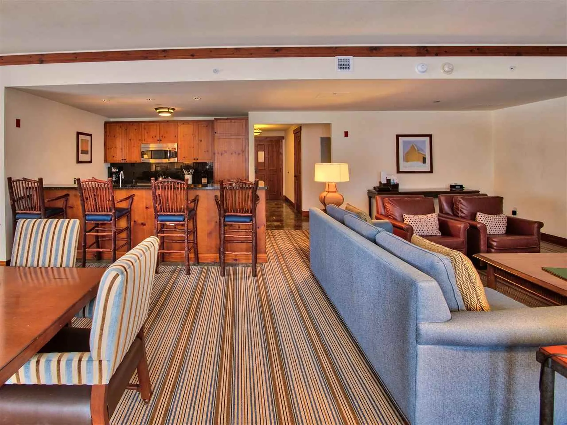 7412 Mountain Road Stowe VT 05672