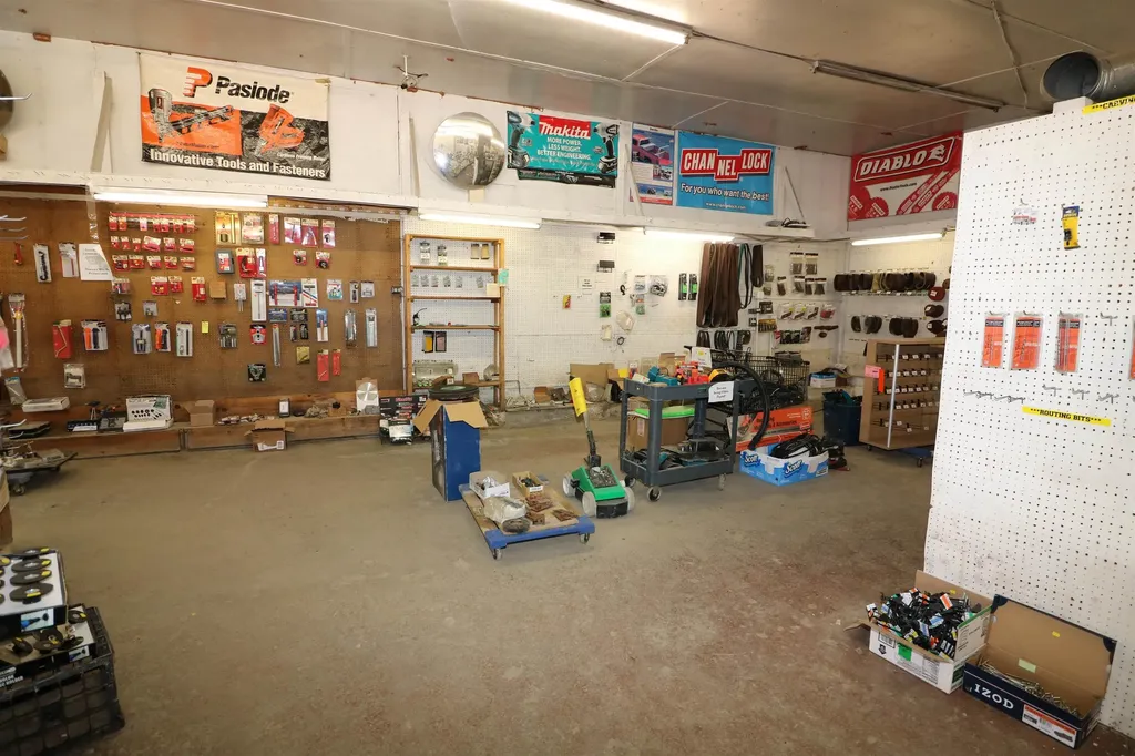 1519 Us Route 302 Berlin VT 05602