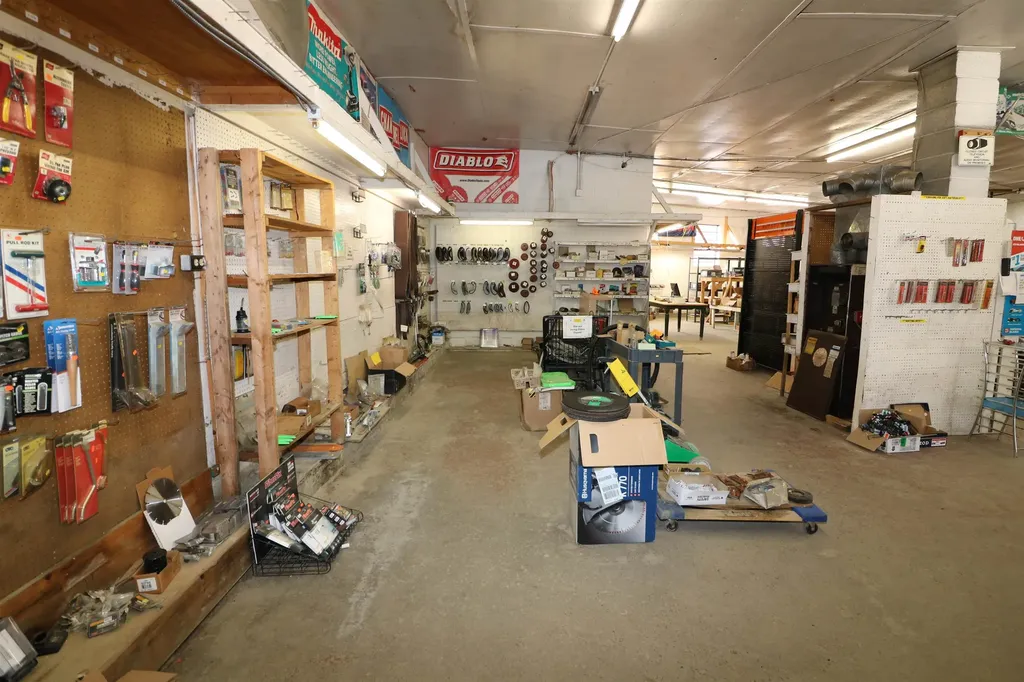 1519 Us Route 302 Berlin VT 05602