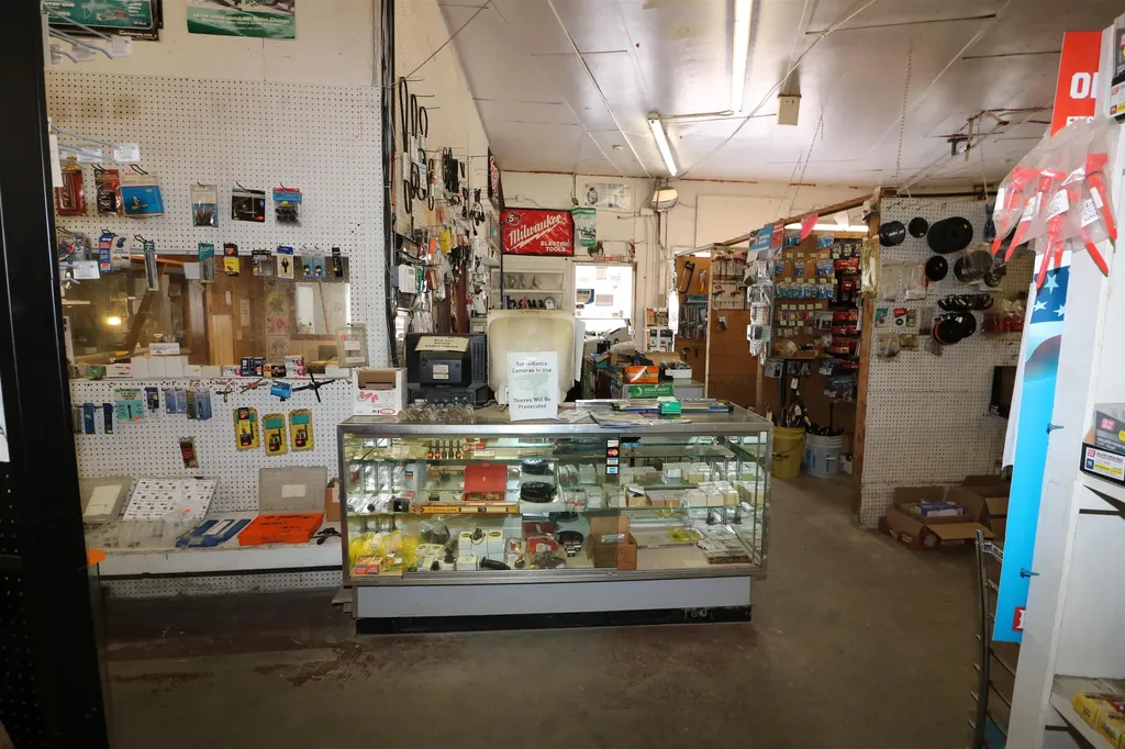 1519 Us Route 302 Berlin VT 05602