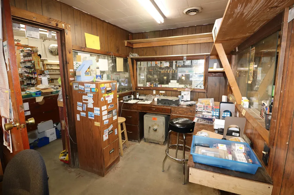 1519 Us Route 302 Berlin VT 05602