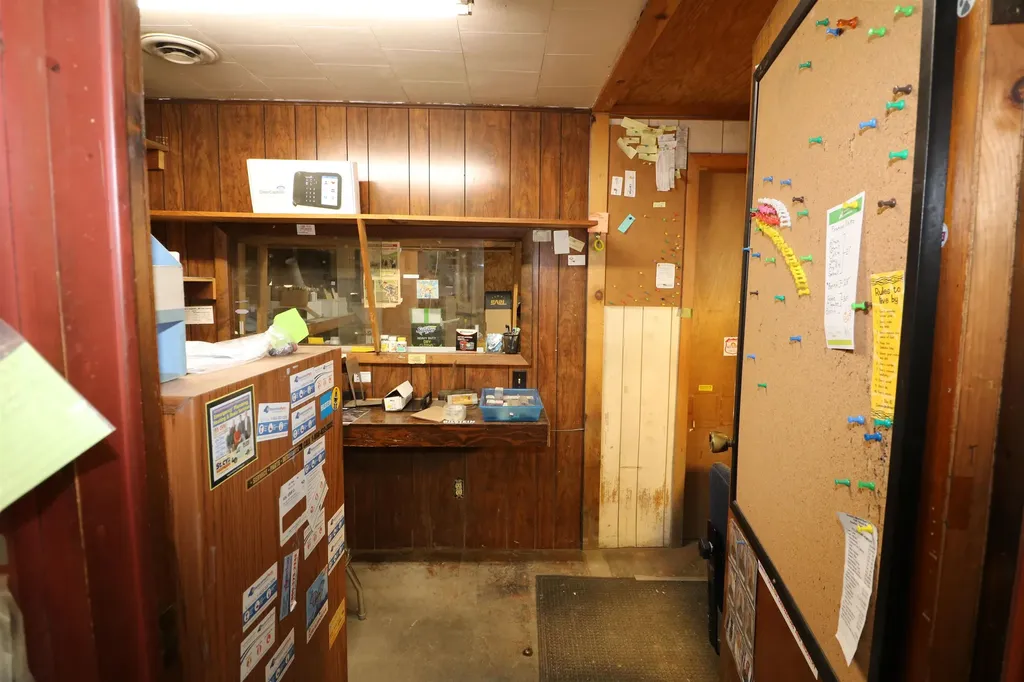 1519 Us Route 302 Berlin VT 05602