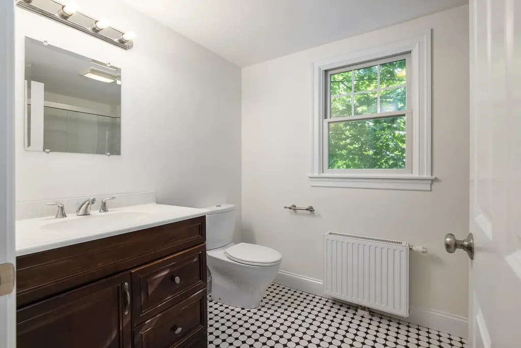 272 South Street Portsmouth NH 03801