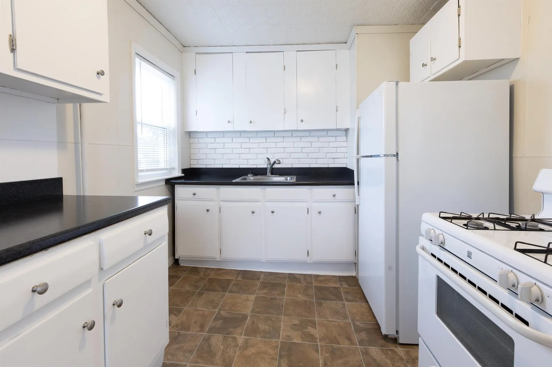 470 Spruce Street Manchester NH 03103