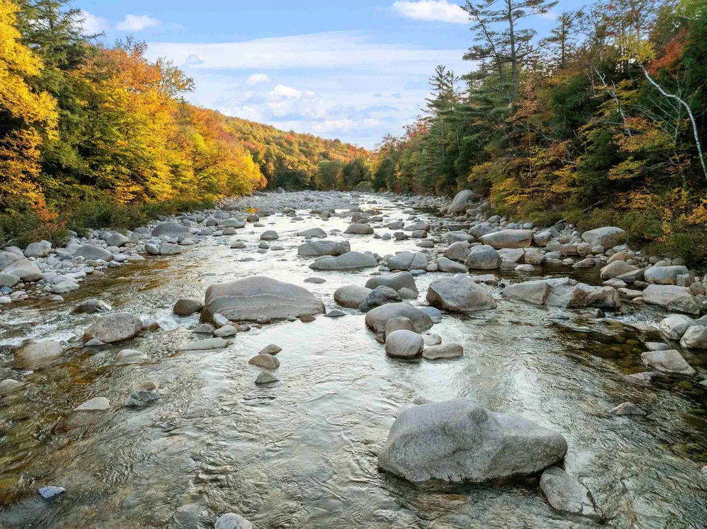 4 Hay Hill Road Lincoln NH 03251