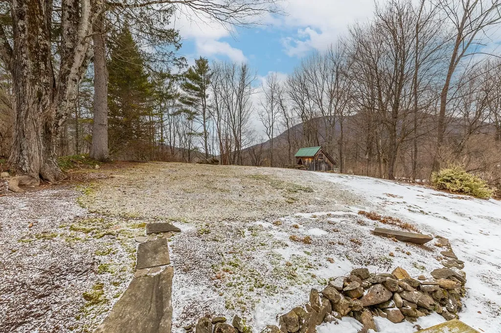3637 Vermont Route 7a Arlington VT 05250