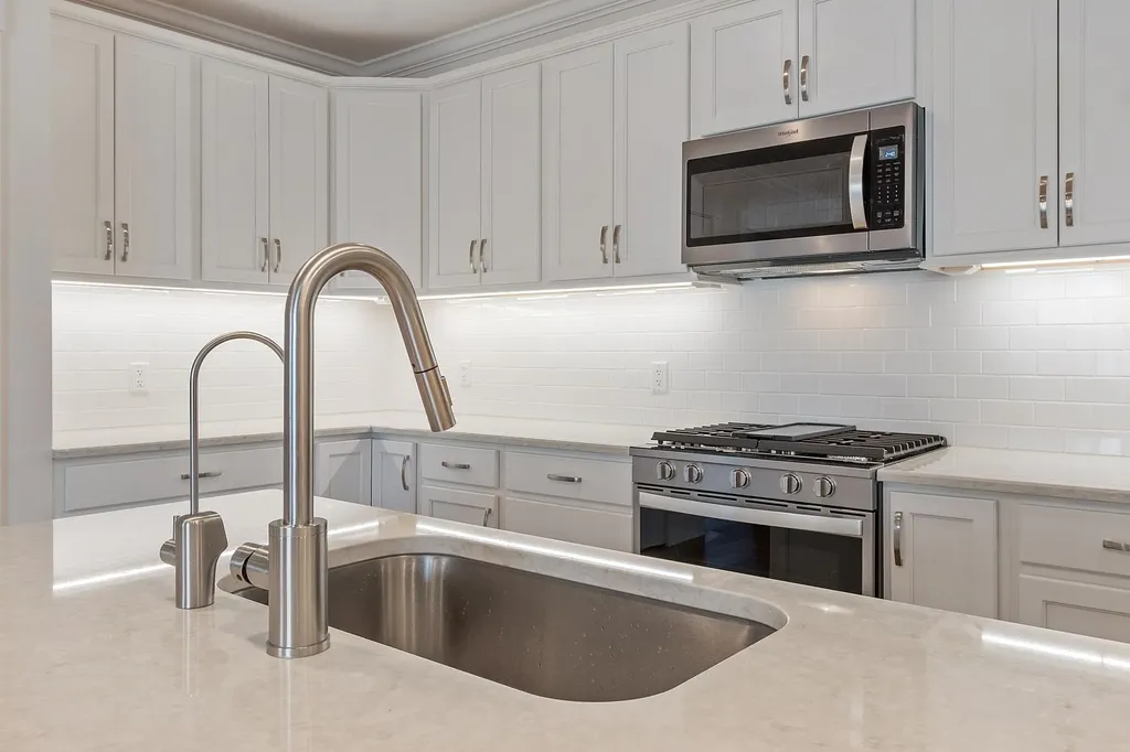 3 Longview Drive Atkinson NH 03811