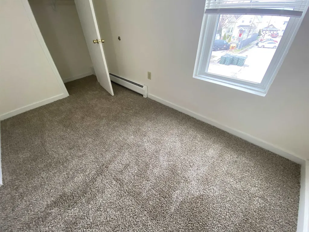 53 Walker Street Manchester NH 03102