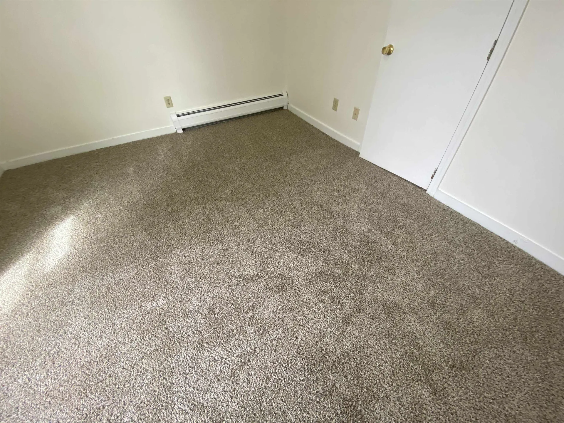 53 Walker Street Manchester NH 03102