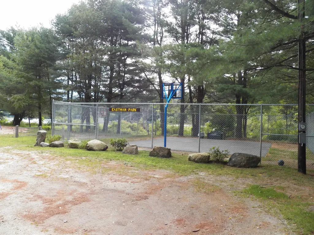 15 Sunrise Place Hillsborough NH 03244