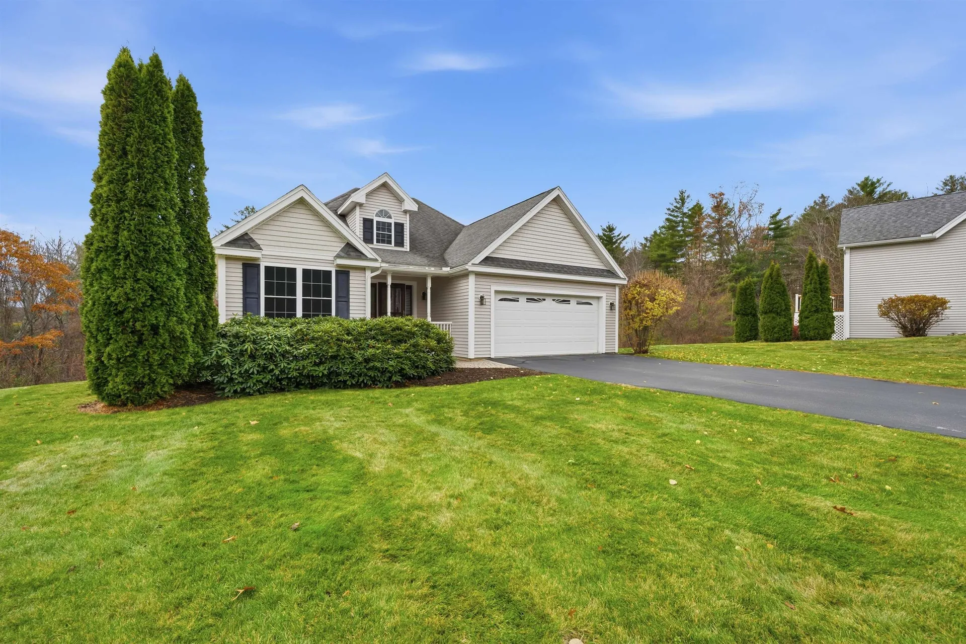 10 Dewberry Lane Hooksett NH 03106
