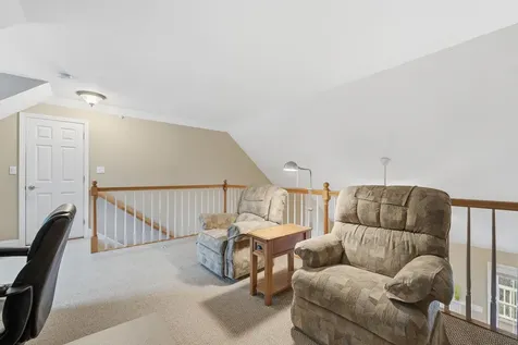 10 Dewberry Lane Hooksett NH 03106