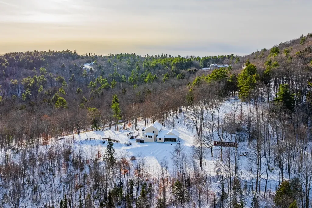 136 Granite Hill Road Wilmot NH 03287