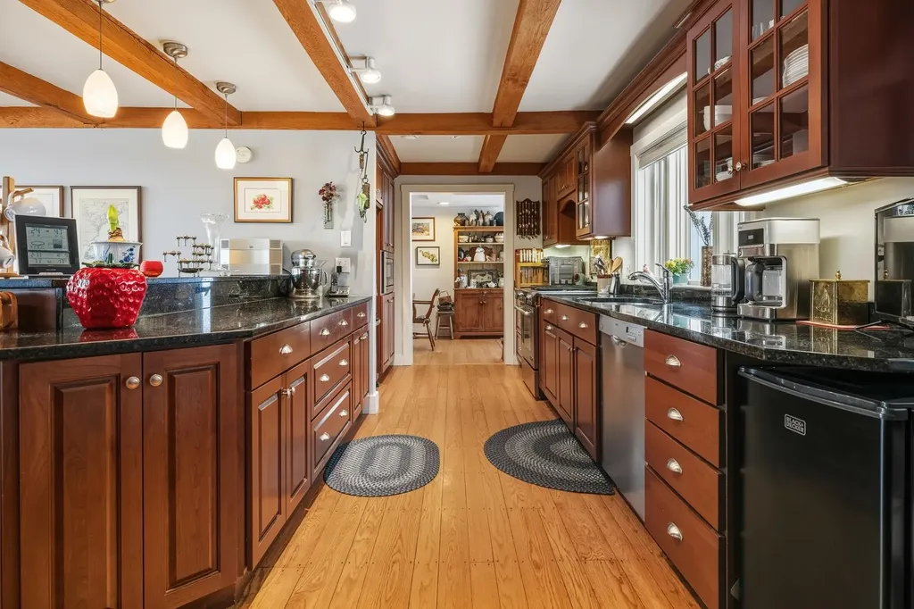 136 Granite Hill Road Wilmot NH 03287