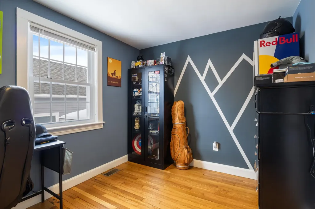 276 Salmon Street Manchester NH 03104