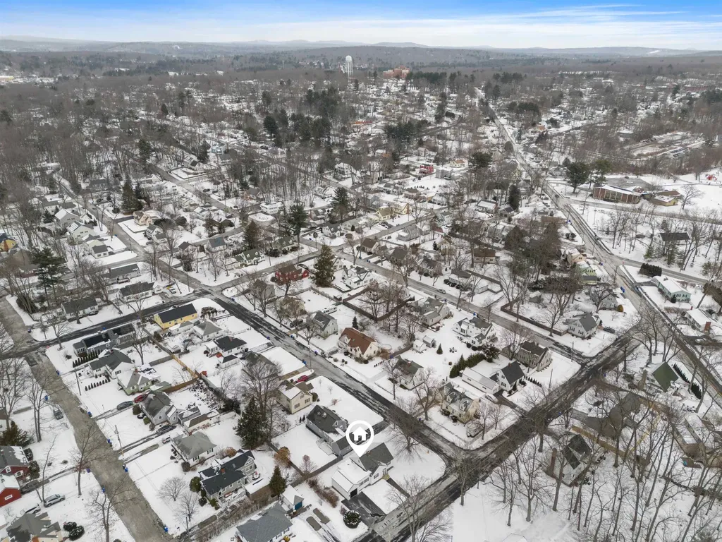 276 Salmon Street Manchester NH 03104