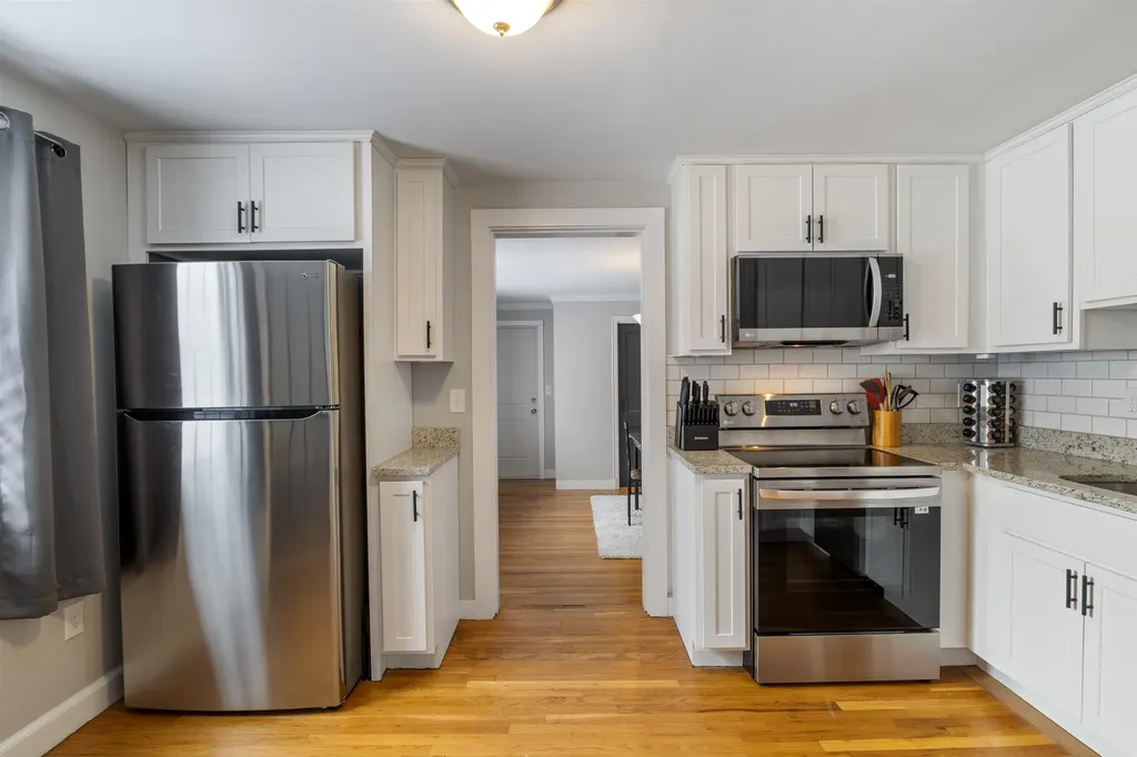 276 Salmon Street Manchester NH 03104