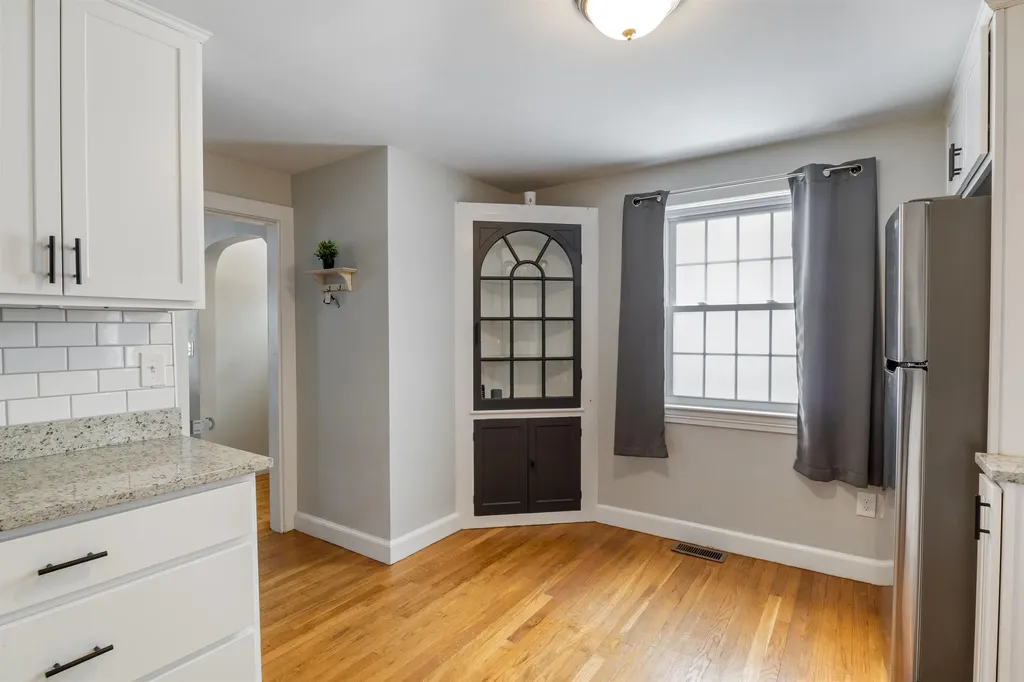 276 Salmon Street Manchester NH 03104