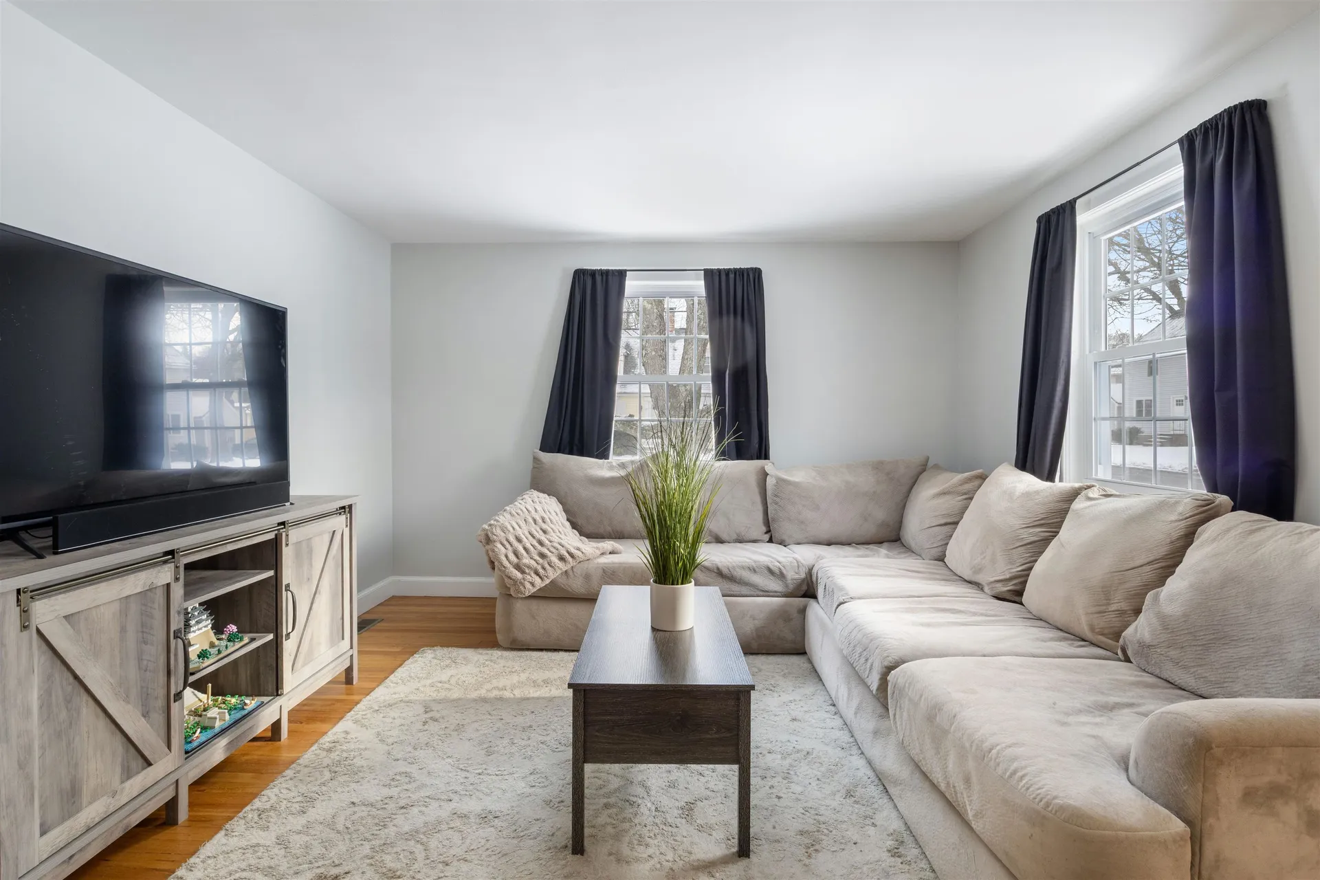 276 Salmon Street Manchester NH 03104