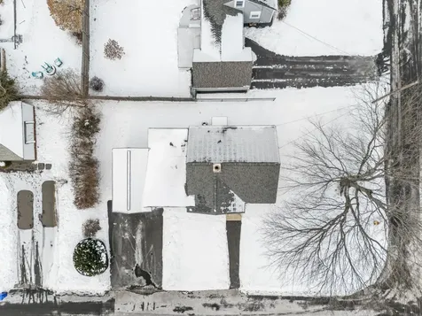 276 Salmon Street Manchester NH 03104