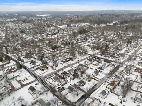 276 Salmon Street Manchester NH 03104